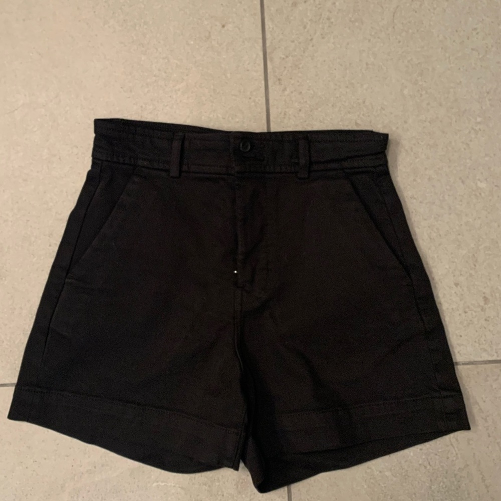 Everlane The Way-High Canvas Short